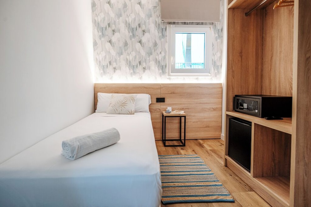 sweet lloret suites