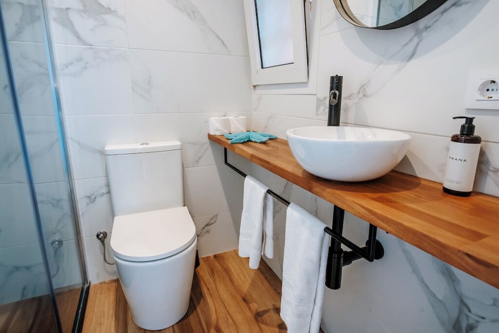 sweet lloret suites