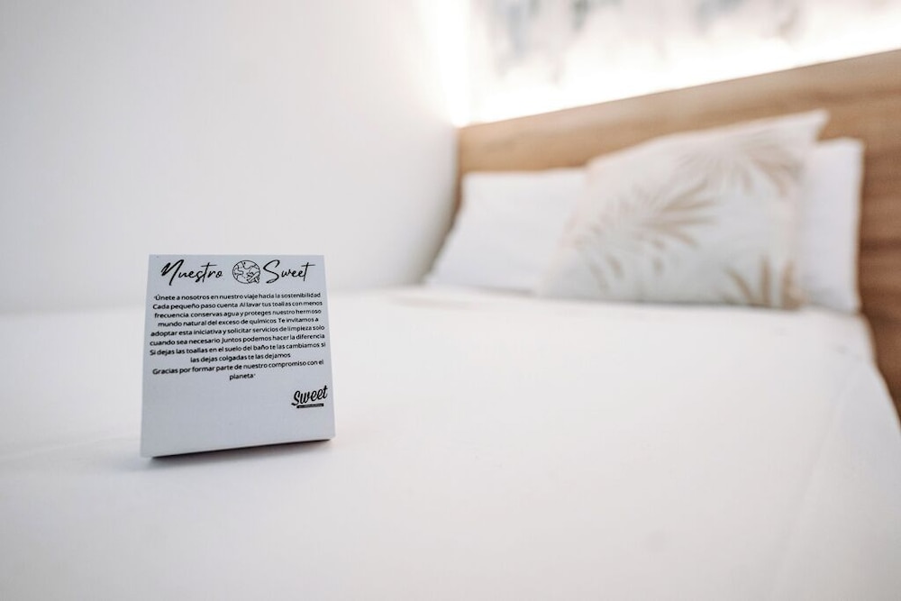 sweet lloret suites