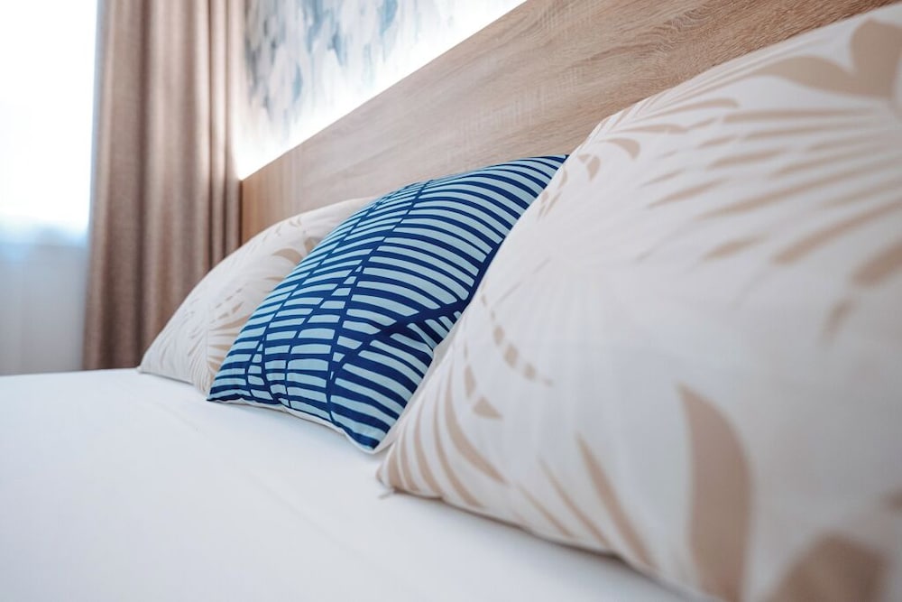 sweet lloret suites