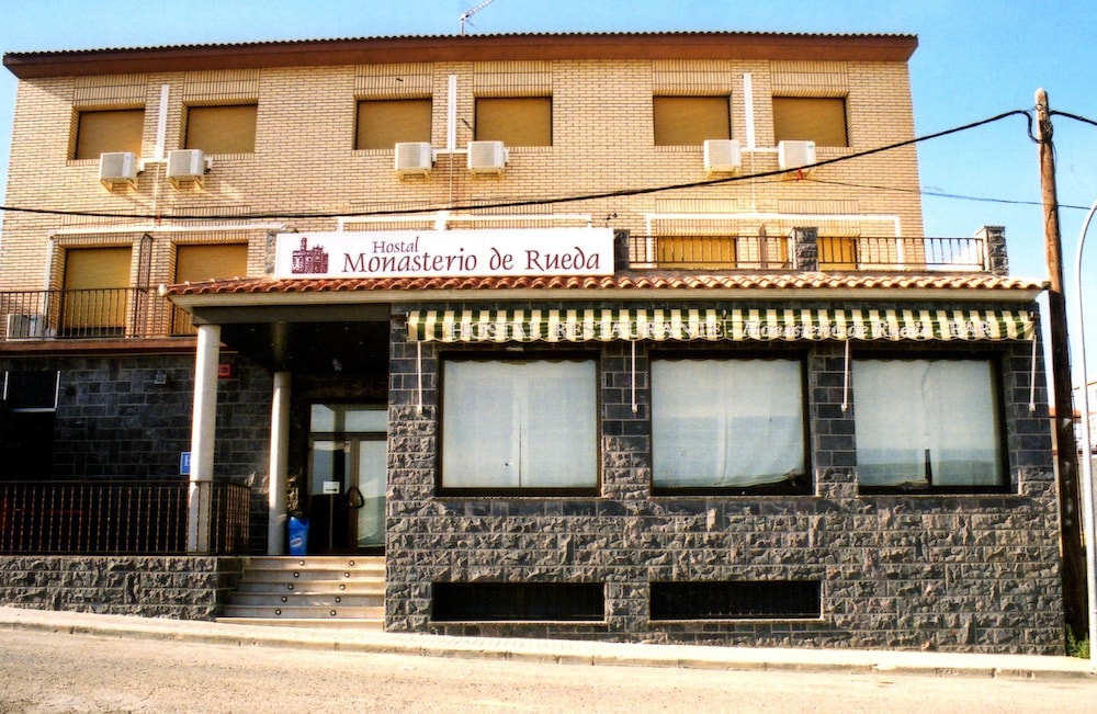 hostal monasterio de rueda