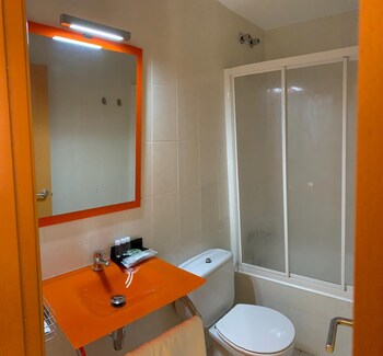 hostal monasterio de rueda