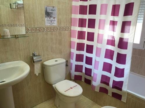 Hostal 82,Olias Del Rey>>Almonacid De Toledo,2 star