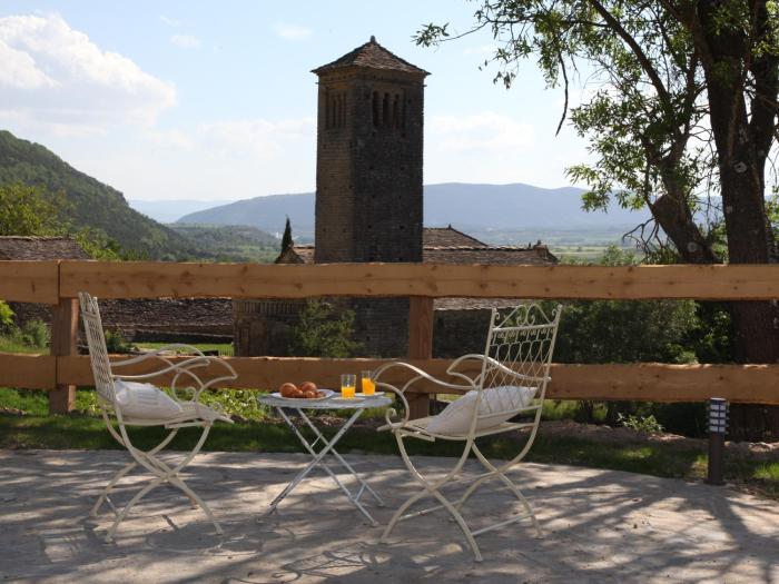 hotel vinas de larrede
