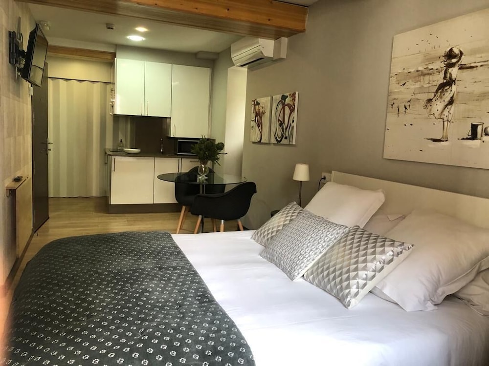 apartamentos nova compostela