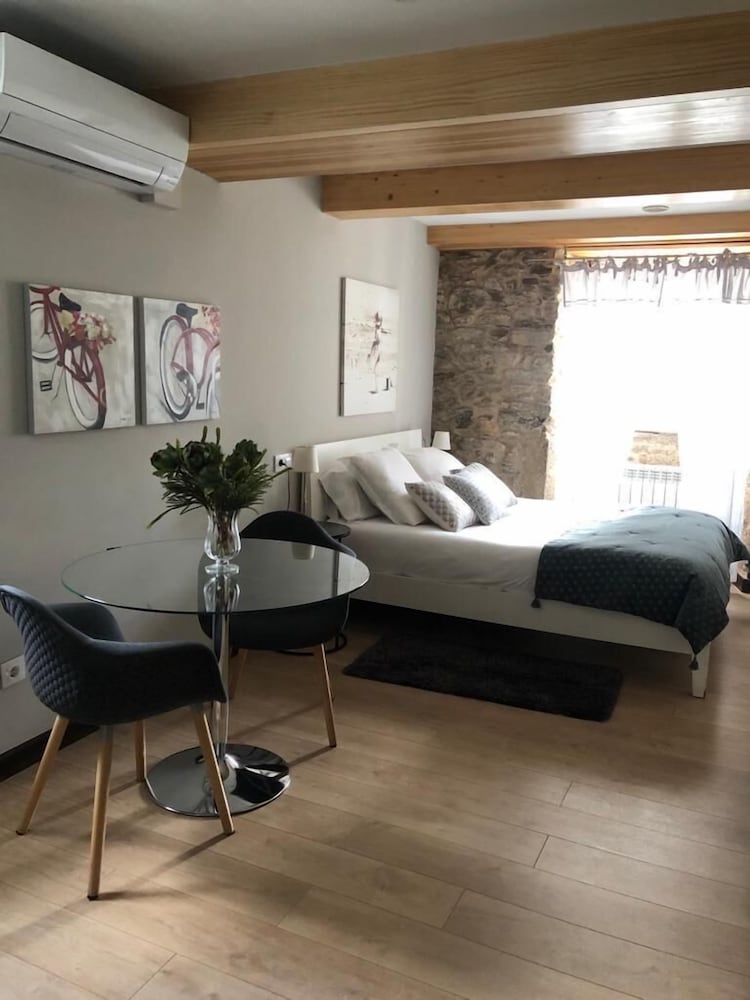 apartamentos nova compostela