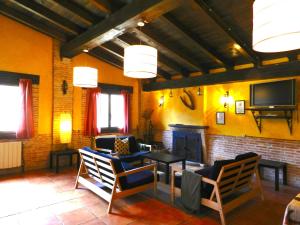 hostel el lago caceres
