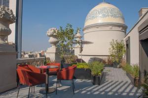 casagrand luxury suites barcelona