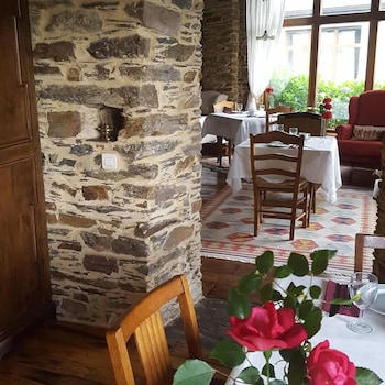 hotel rural casa peleyon