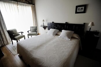 hotel rural casa peleyon