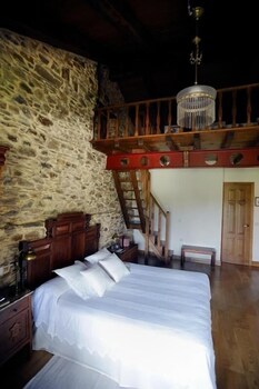 hotel rural casa peleyon