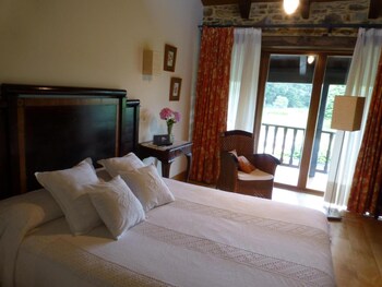 hotel rural casa peleyon