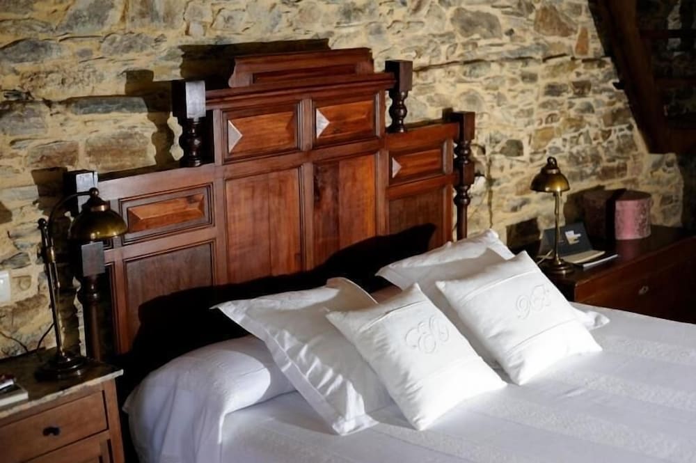 hotel rural casa peleyon