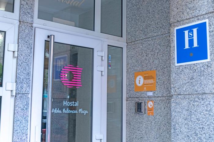 hostal alda palencia plaza