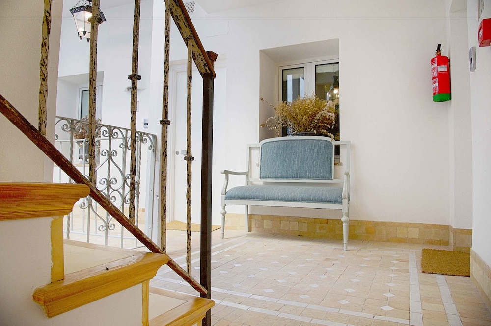 overland suites catedral