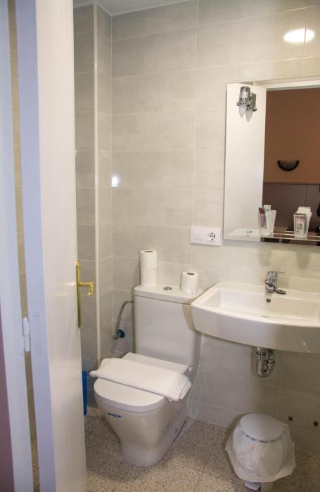 hostal emporda