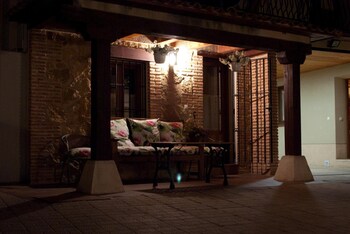 Villa Don Juan Ii,Castile And Leon>>Segovia,3.5 star