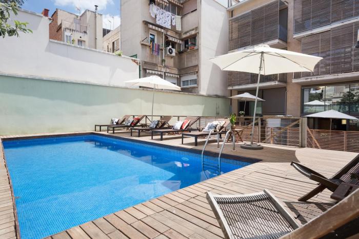 msb gracia pool terrace center