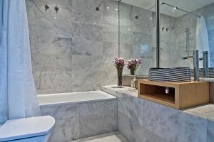 msb gracia pool terrace center
