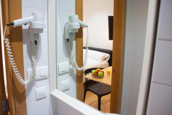 hostal cuentame evolucion auto check in