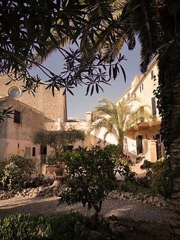 Casa Mona Turismo De Interior,Majorca>>Llubi,3 star