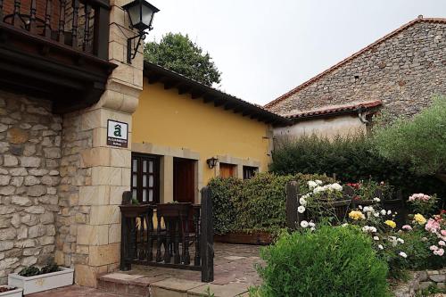 trisileja en posada la busta