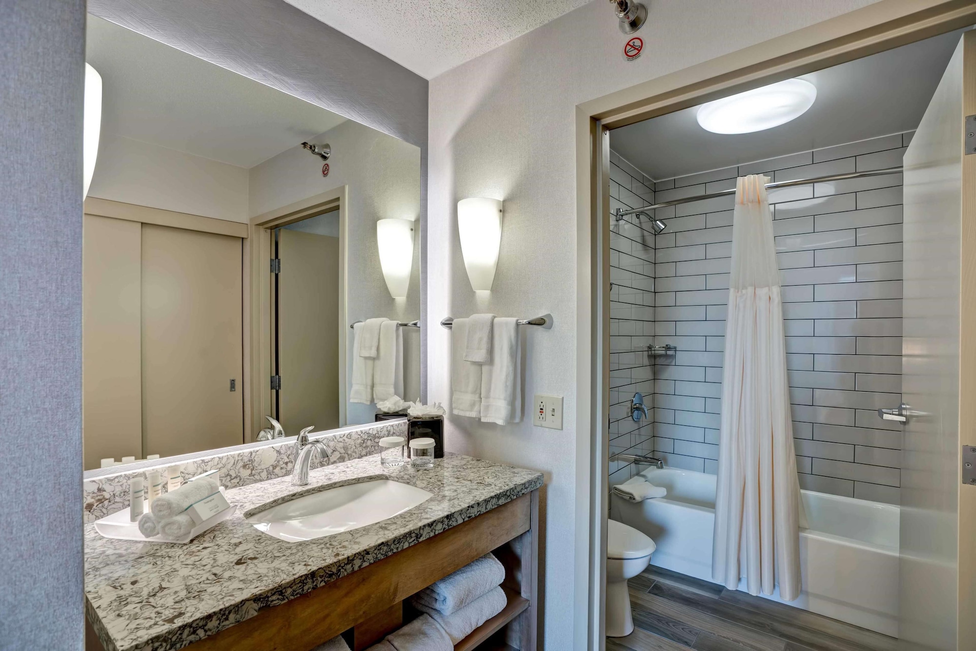 homewood suites by hilton chicago downtown