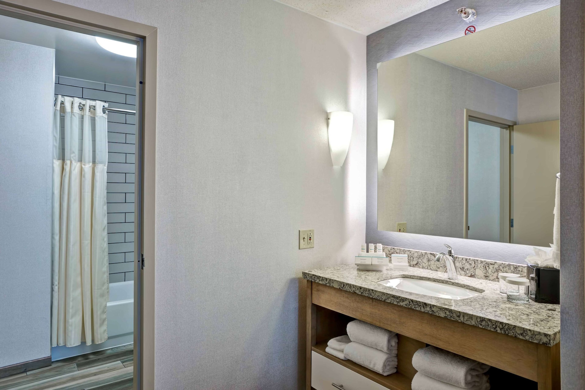 homewood suites by hilton chicago downtown