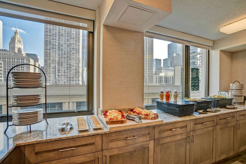 homewood suites by hilton chicago downtown