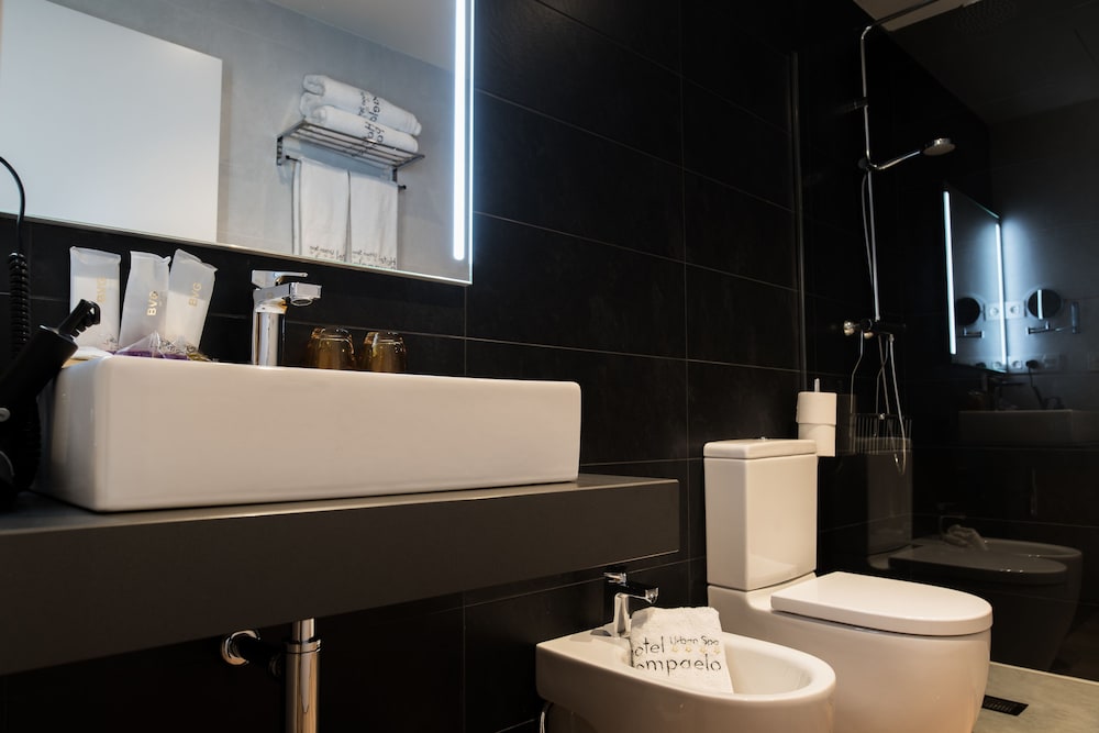 hotel pompaelo urban spa