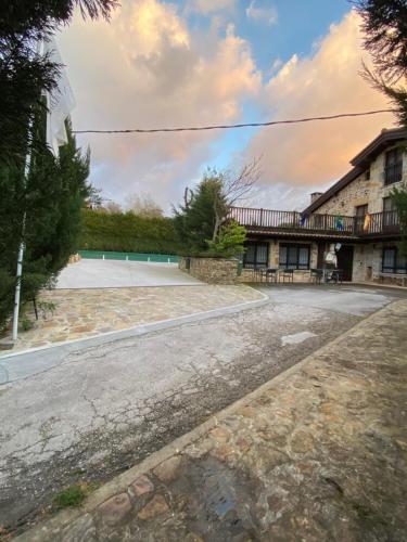 posada y apartamentos trebuesto de guriezo