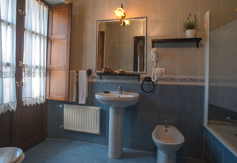 hotel corru san pumes