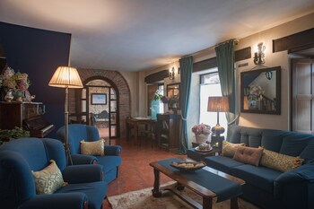 hotel corru san pumes