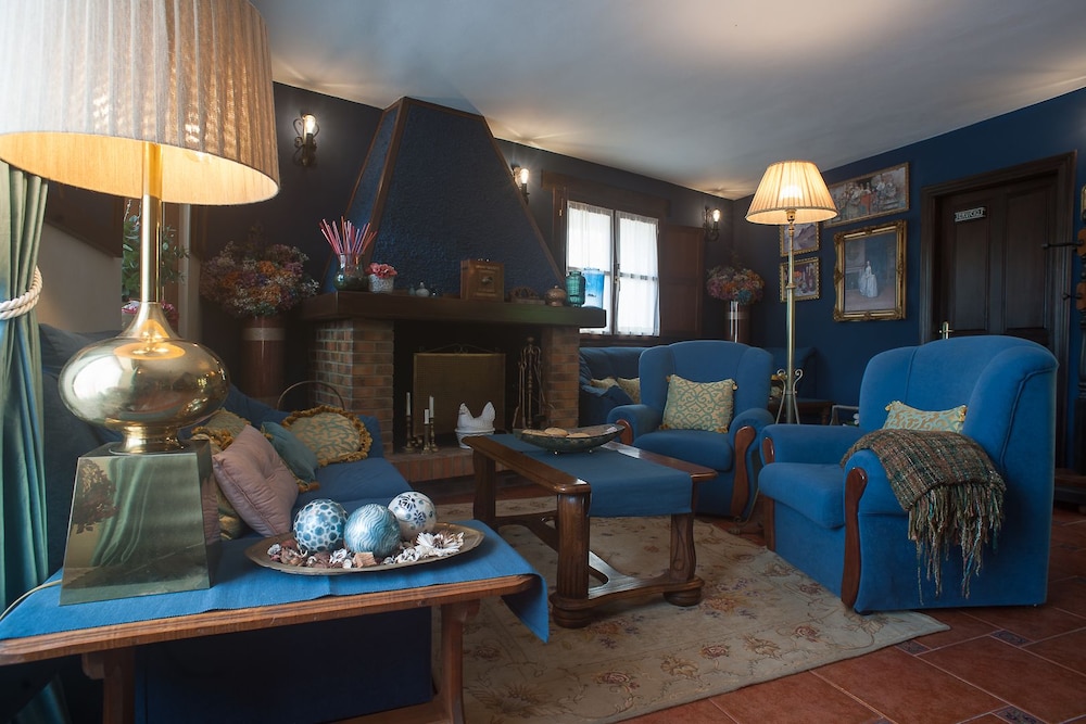 hotel corru san pumes