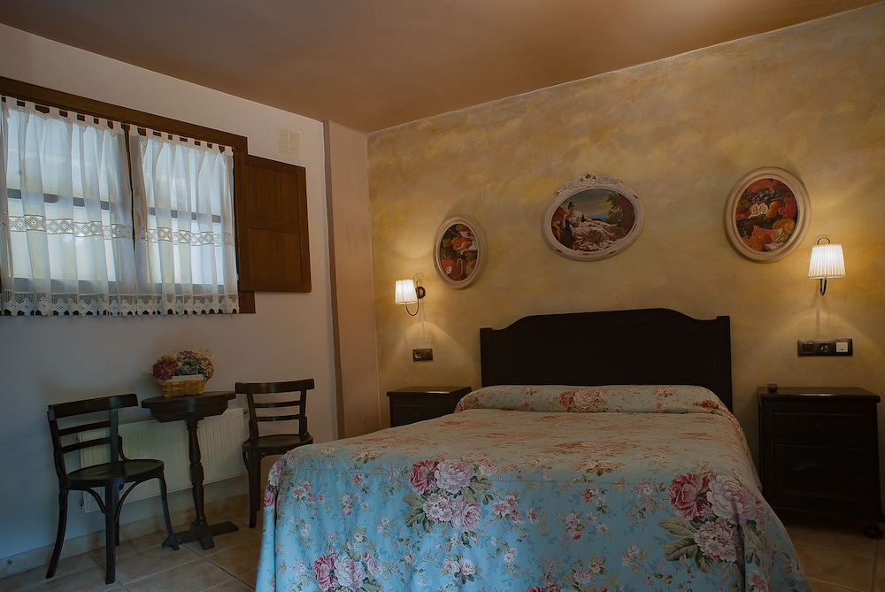 hotel corru san pumes