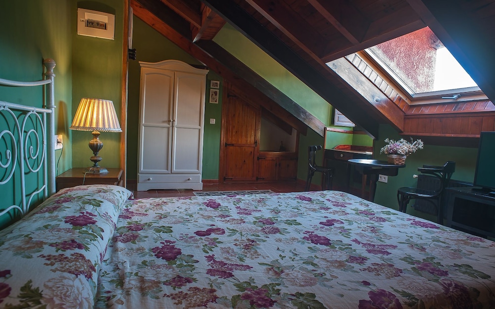 hotel corru san pumes