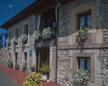 hotel corru san pumes