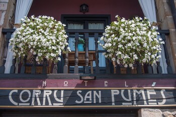 hotel corru san pumes