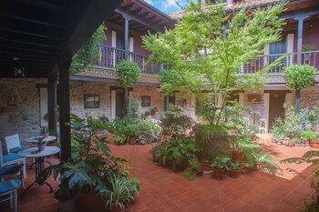 Hotel Corru San Pumés,Cangas De Onis>>Asturias,2 star