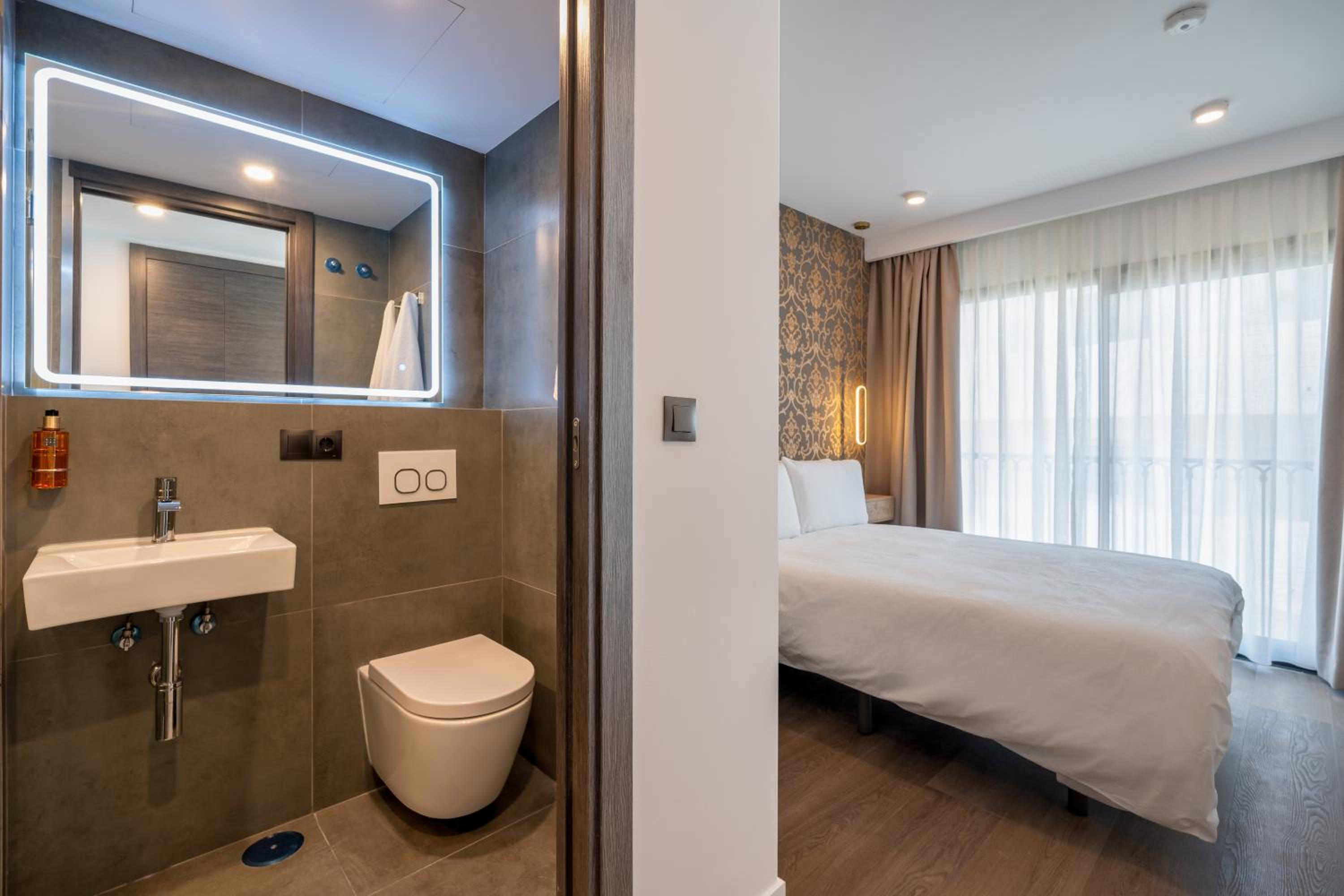 the orange house boutique hotel