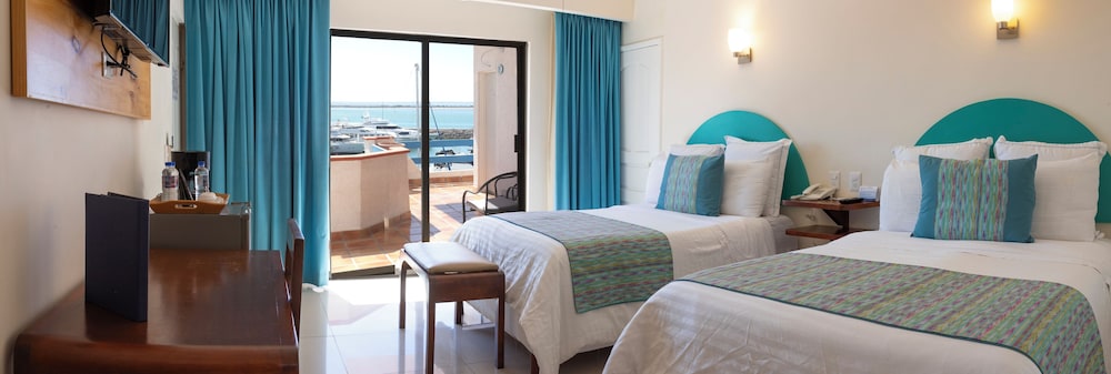 the westmarine waterfront hotel