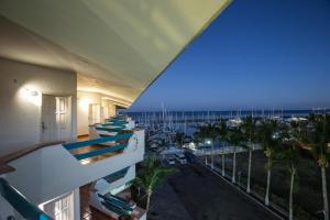 the westmarine waterfront hotel