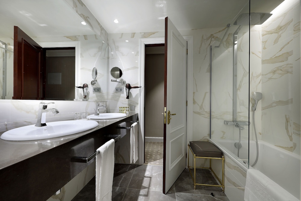 eurostars hotel real