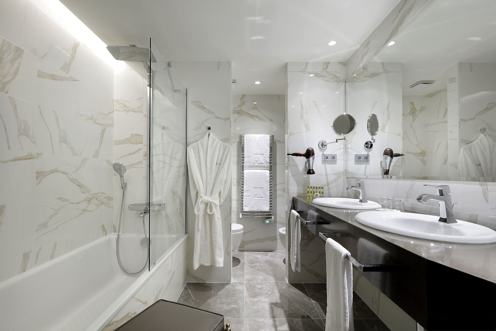 eurostars hotel real