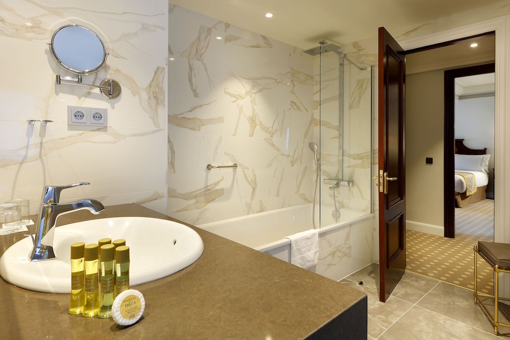 eurostars hotel real