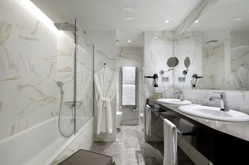 eurostars hotel real