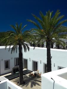 The Giri Residence Hotel & Spa,,4 star