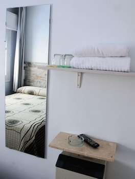 hostel almansa