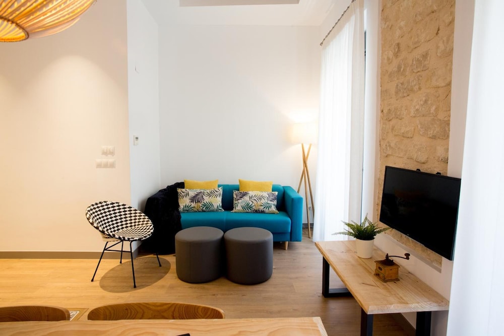 s30 reina victoria suites