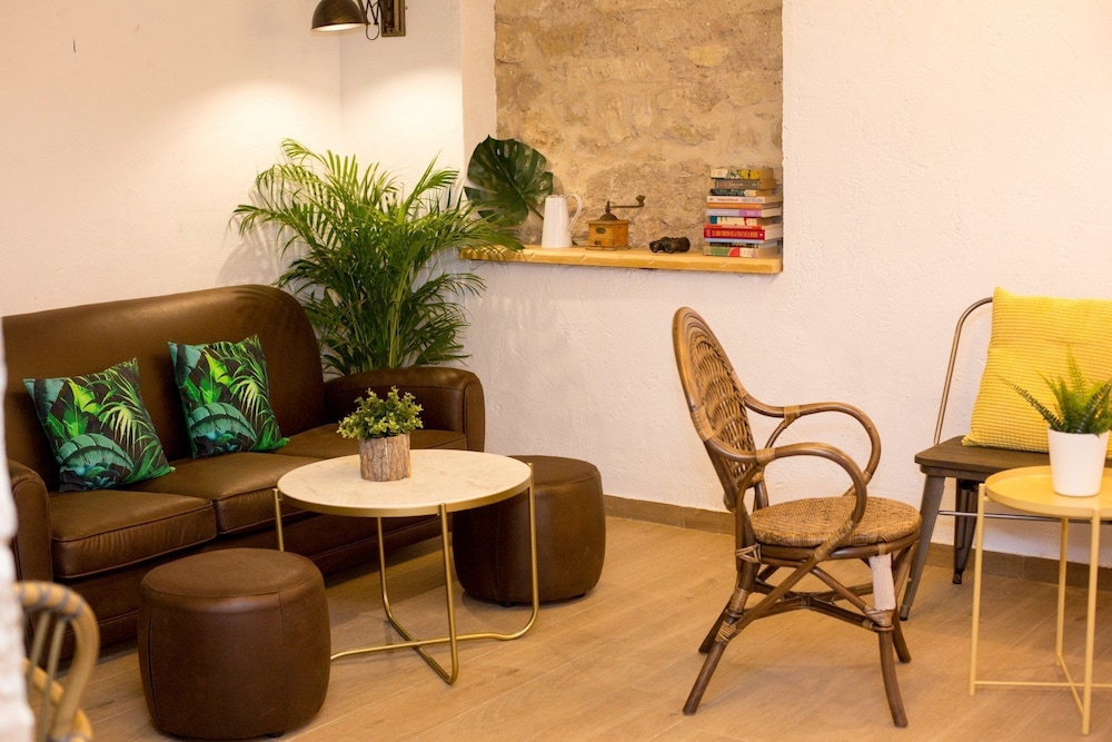 s30 reina victoria suites